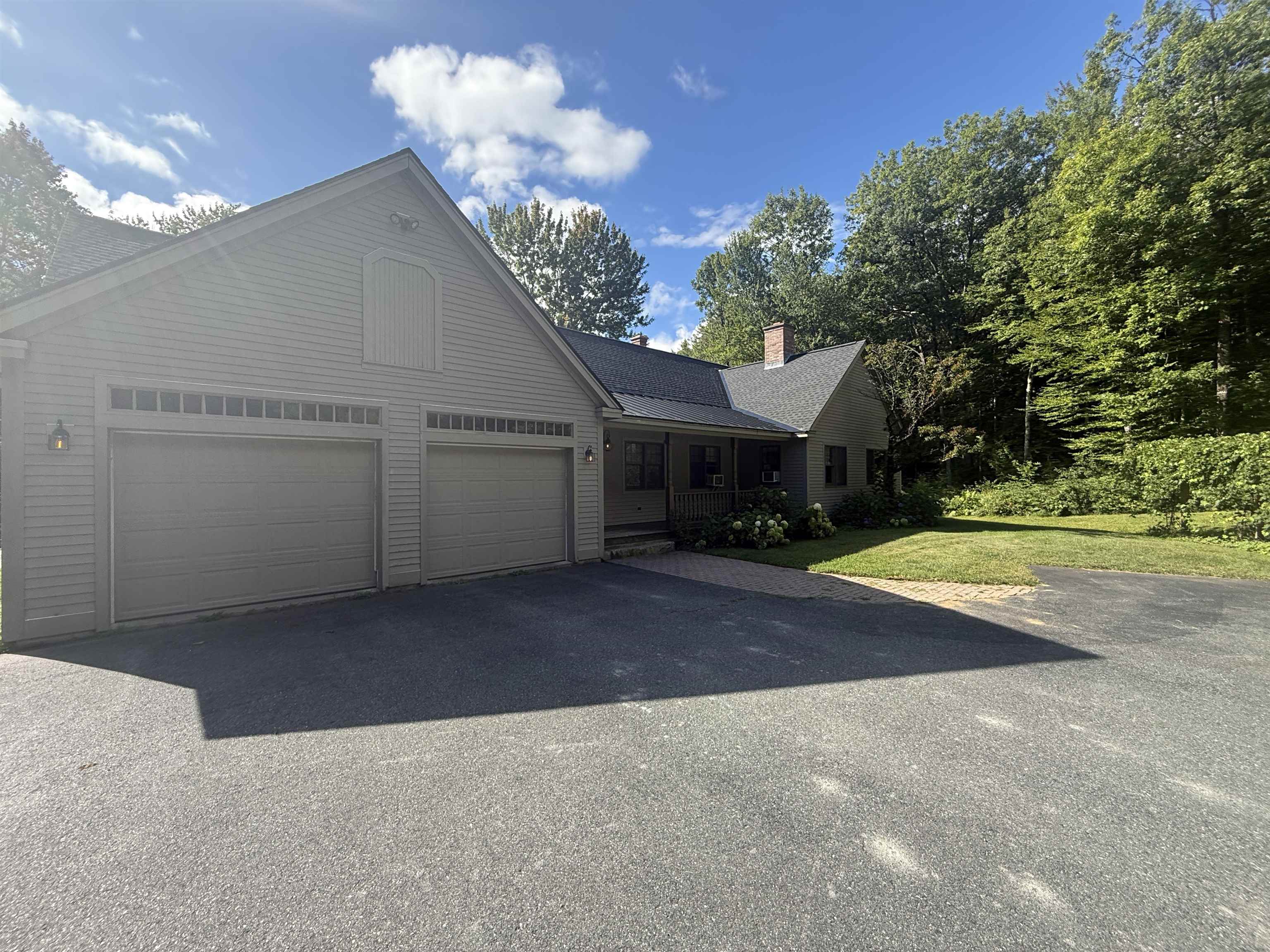 181 Whitney Brook Road New London, NH 03257 - Photo 1 of 30 Gallery Image 1