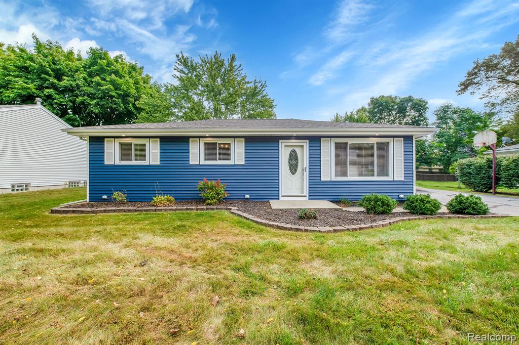 3285 Melvin Avenue Rochester Hills, MI 48307 - Photo 1 of 25