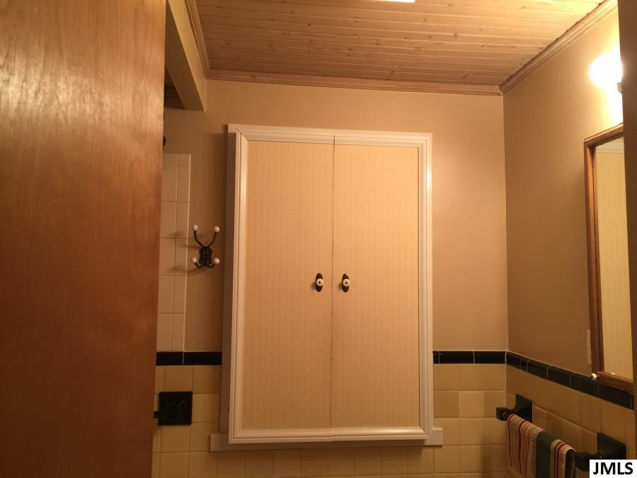 3513 Harding Road Jackson, MI 49203 - Photo 8 of 24 Photo 8