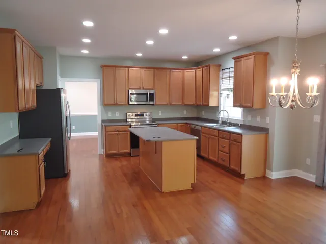 $582,500 | 109 Bright Shade Court, Holly Springs, NC 27540