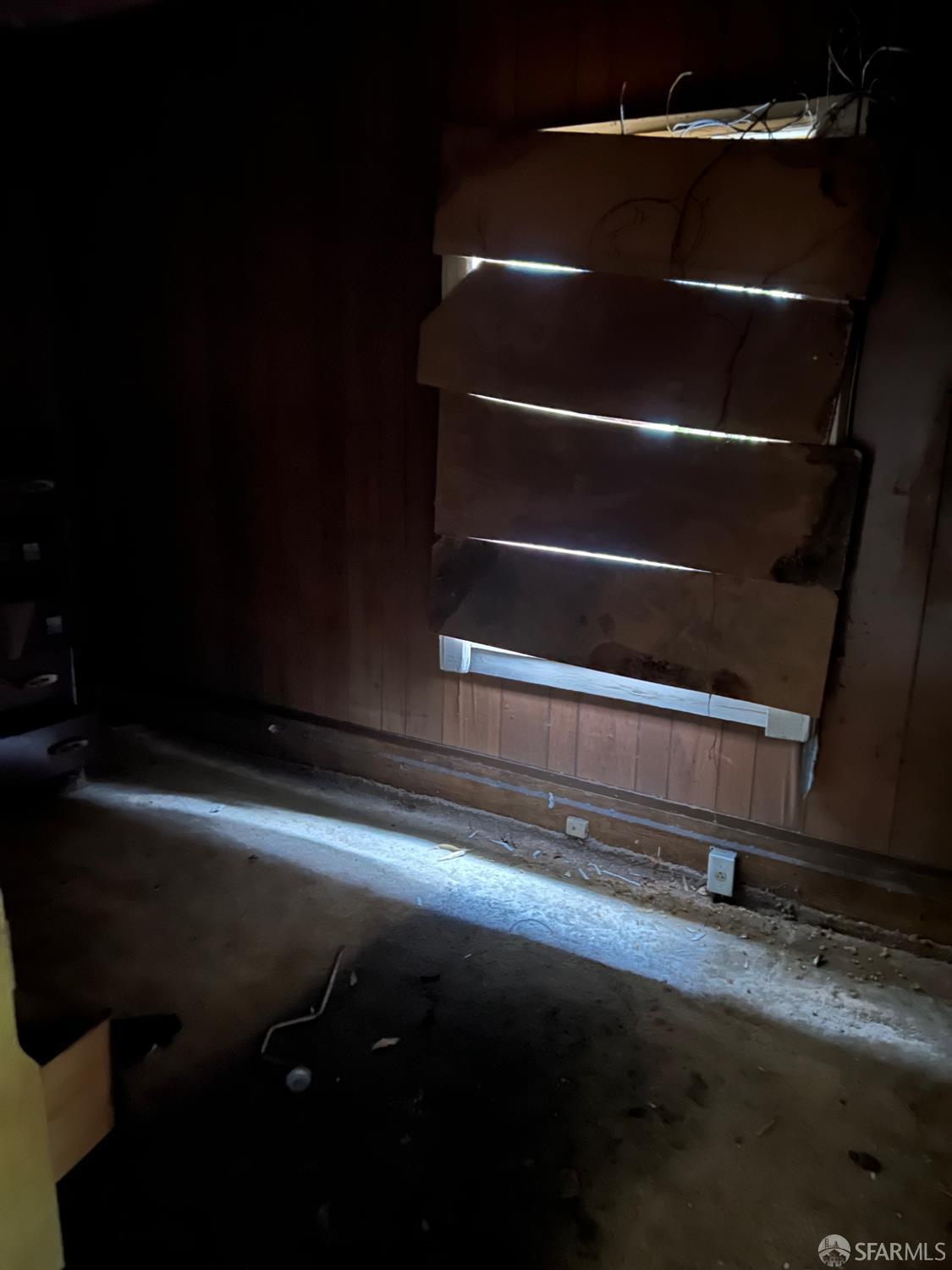 3064 Ford Street Oakland, CA 94601 - Photo 11 of 14 a close up of a microwave