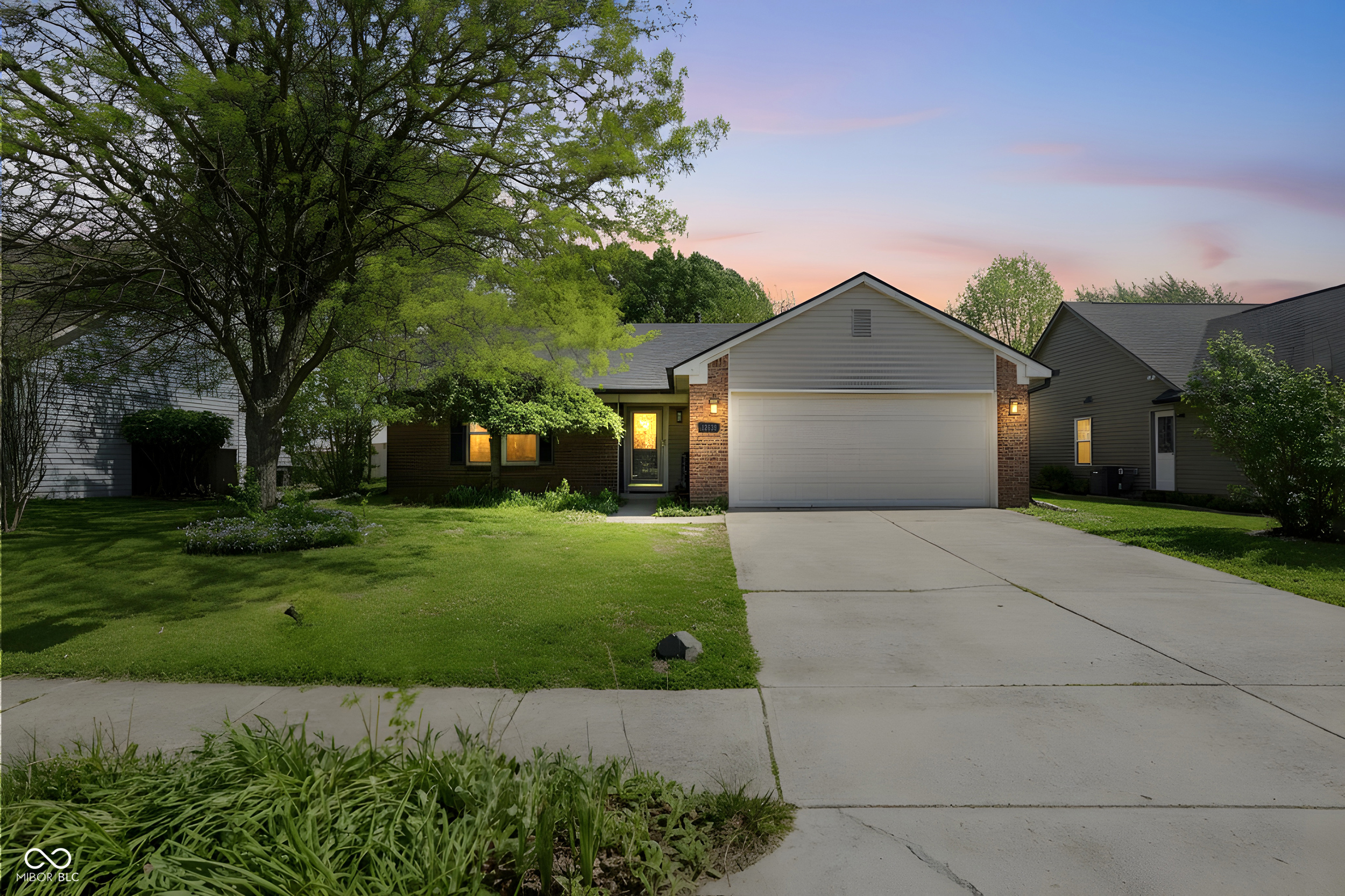 12639 Feldspar Road Indianapolis, IN 46236 - Photo 2 of 35