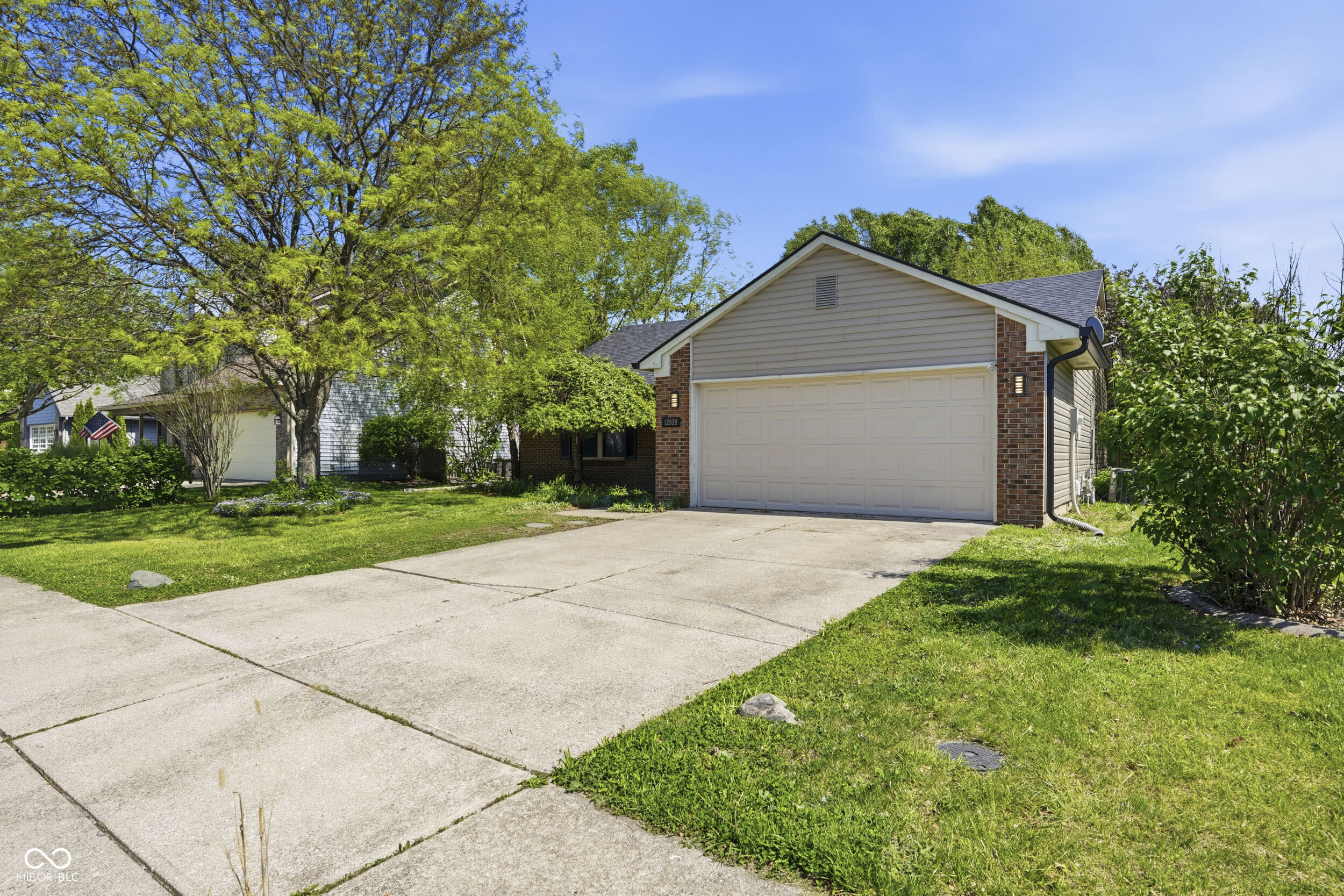 12639 Feldspar Road Indianapolis, IN 46236 - Photo 3 of 35