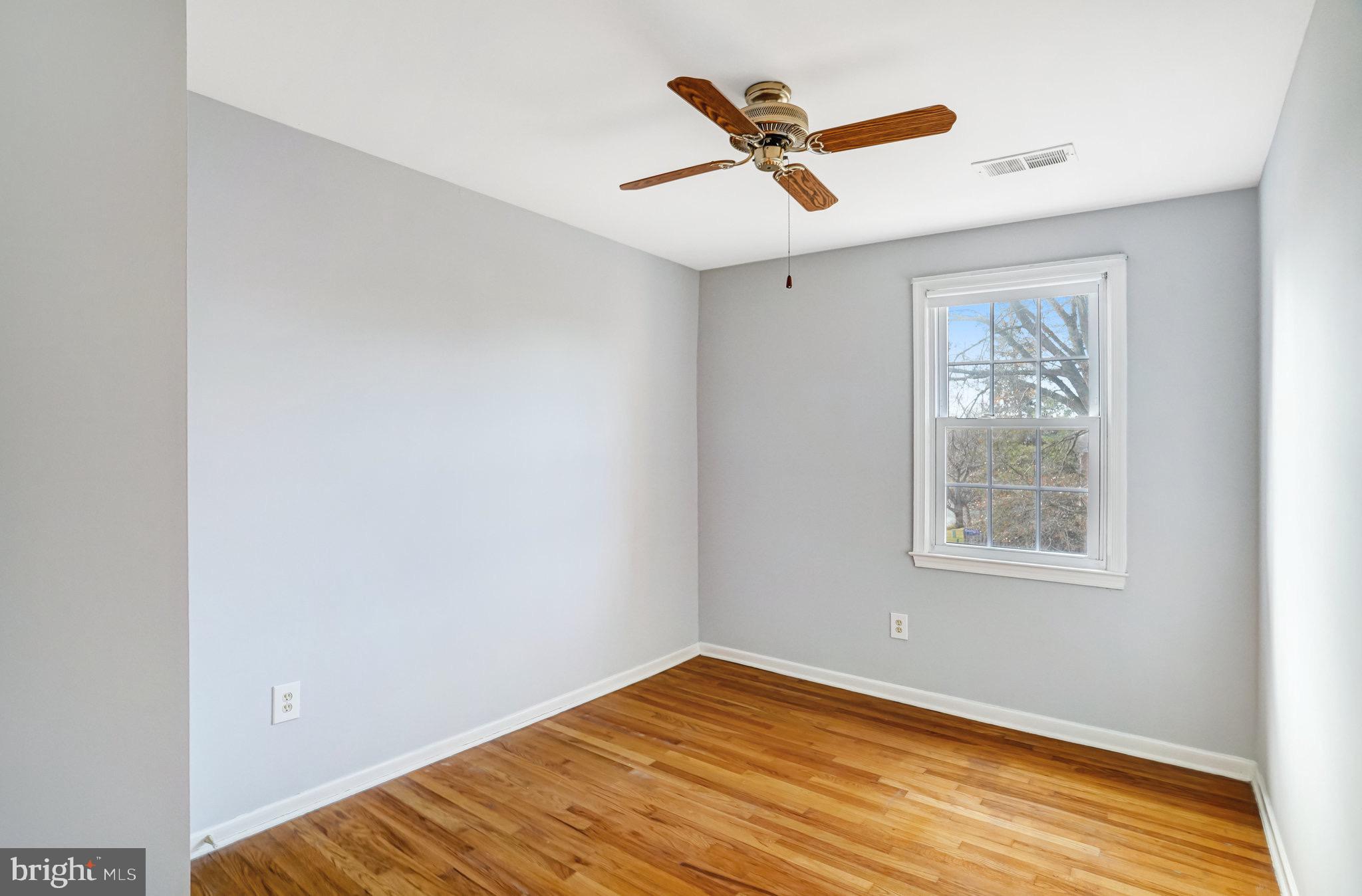 5472 Truxion Court Burke, VA 22015 - Photo 14 of 32