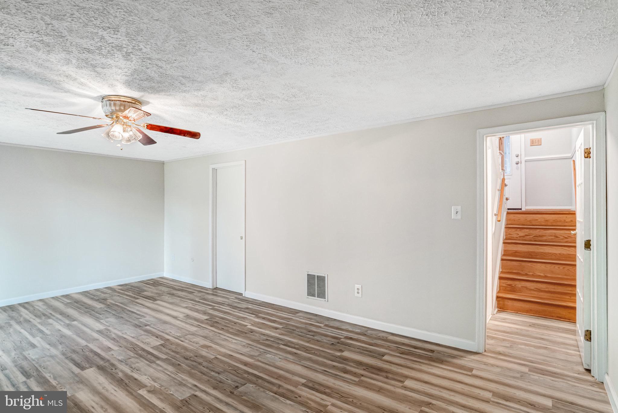 5472 Truxion Court Burke, VA 22015 - Photo 21 of 32