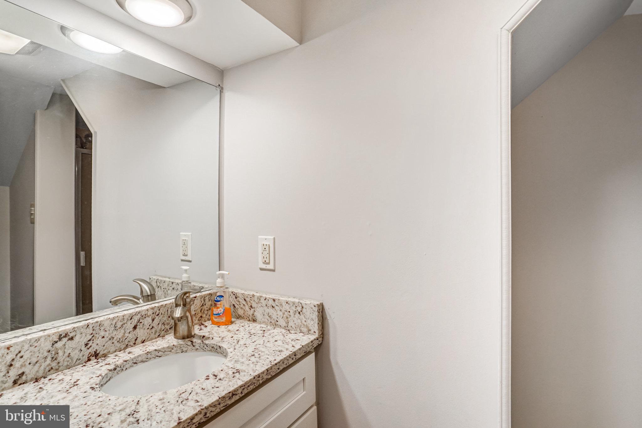 5472 Truxion Court Burke, VA 22015 - Photo 24 of 32