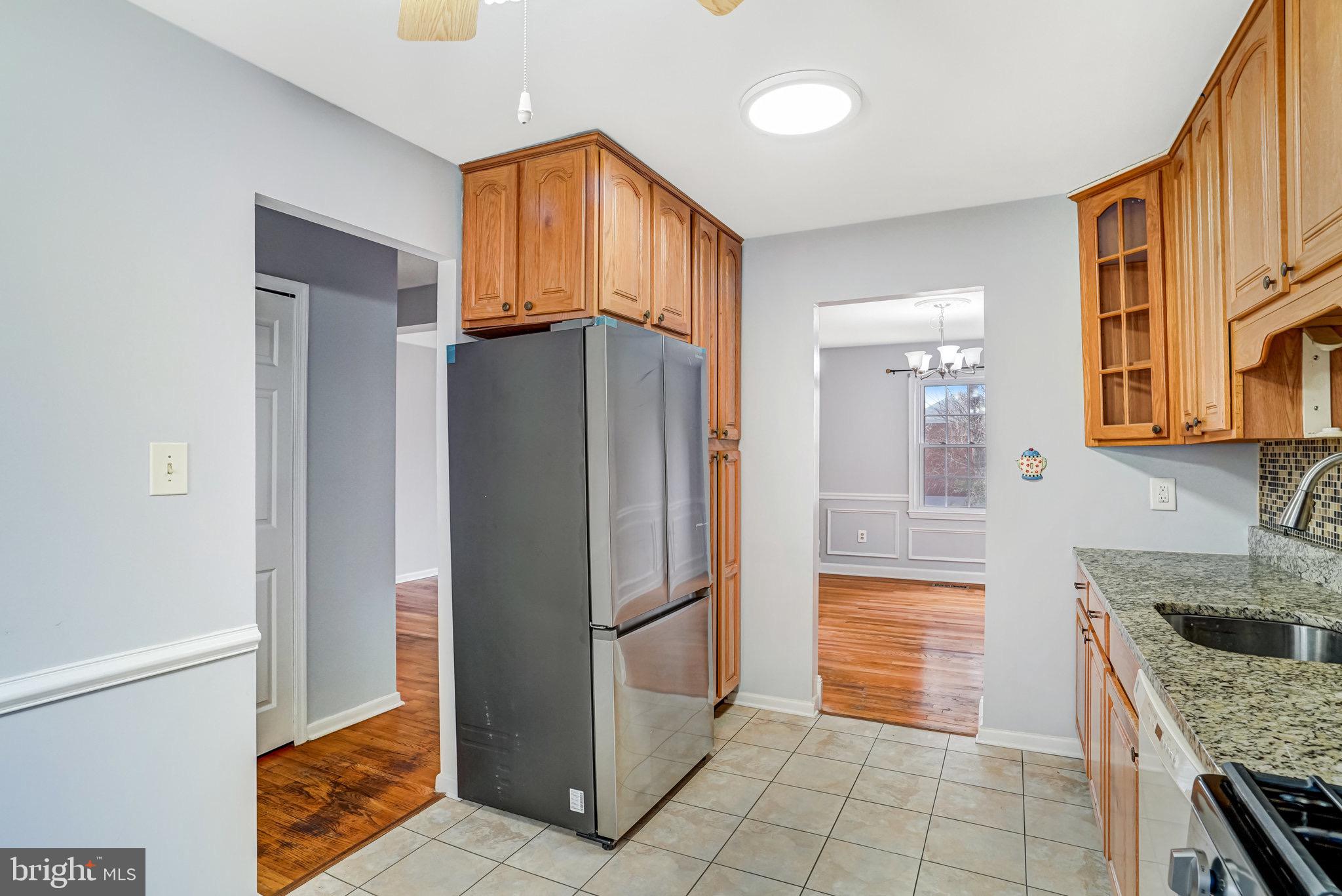 5472 Truxion Court Burke, VA 22015 - Photo 7 of 32