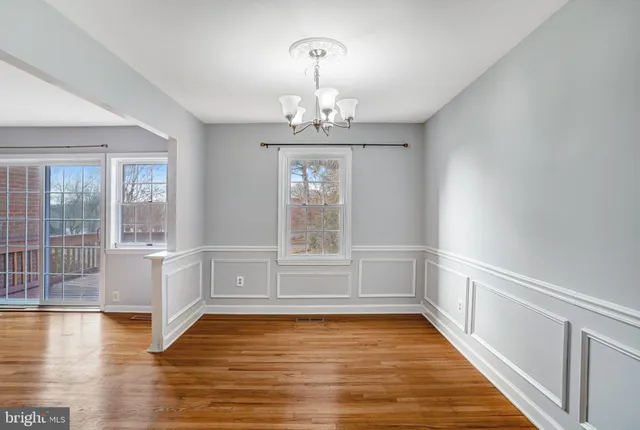 $2,800 | 5472 Truxion Court, Burke, VA 22015