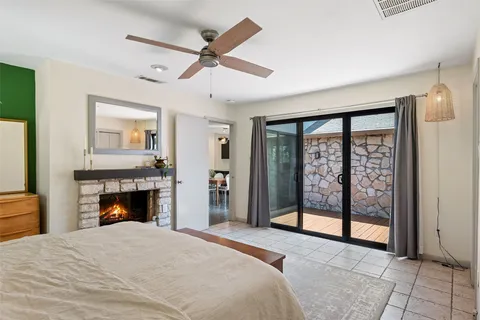 $699,500 | 1702 Deerfield Drive, Austin, TX 78741