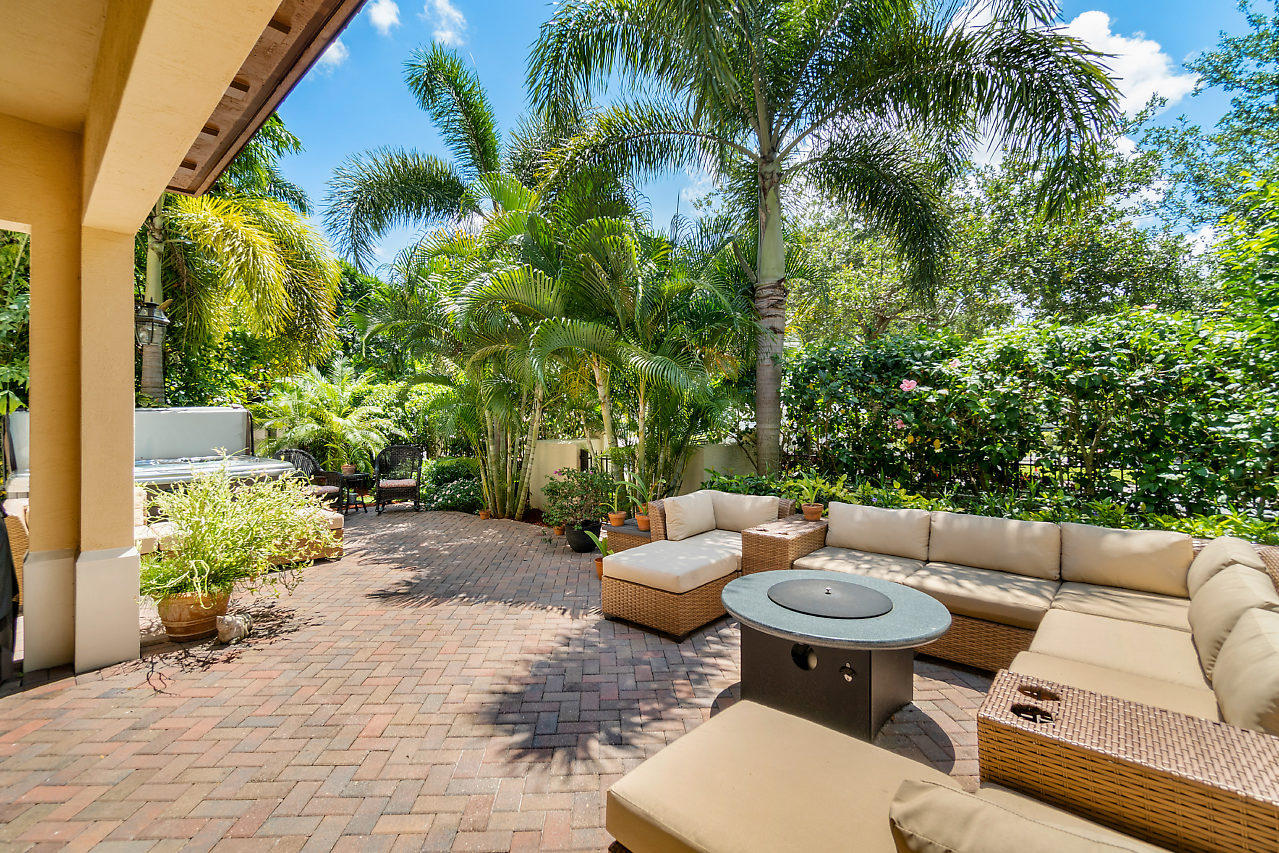 585 Northwest Dickens Court Boca Raton, FL 33432 - Photo 23 of 31 027-585NWDickensCt-BocaRaton-FL-small