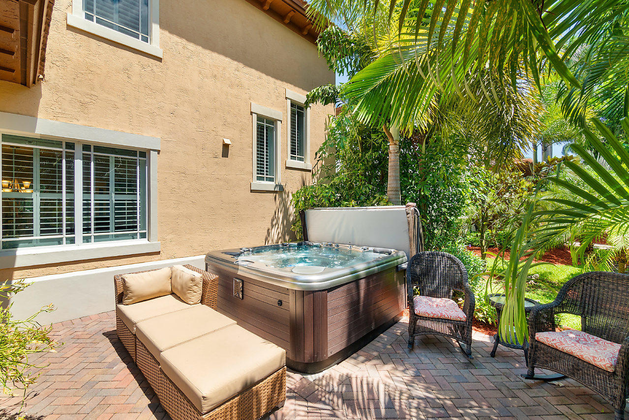 585 Northwest Dickens Court Boca Raton, FL 33432 - Photo 24 of 31 025-585NWDickensCt-BocaRaton-FL-small