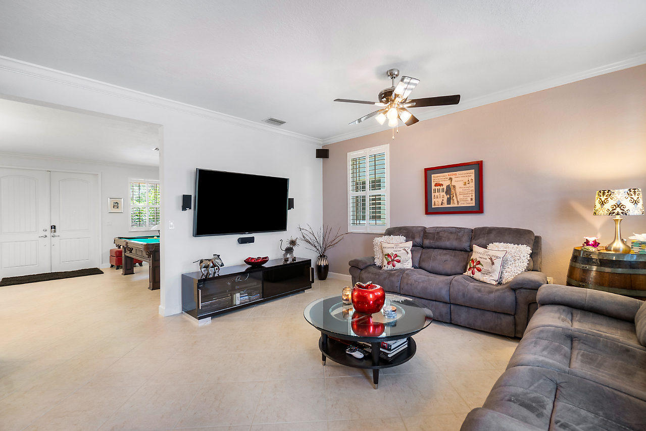 585 Northwest Dickens Court Boca Raton, FL 33432 - Photo 8 of 31 005-585NWDickensCt-BocaRaton-FL-small