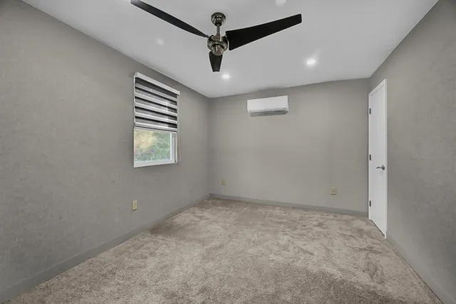 $2,000 | 6375 86th Lane, Vero Beach, FL 32967