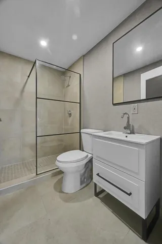 $2,000 | 6375 86th Lane, Vero Beach, FL 32967