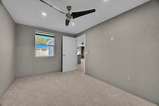 $2,000 | 6375 86th Lane, Vero Beach, FL 32967