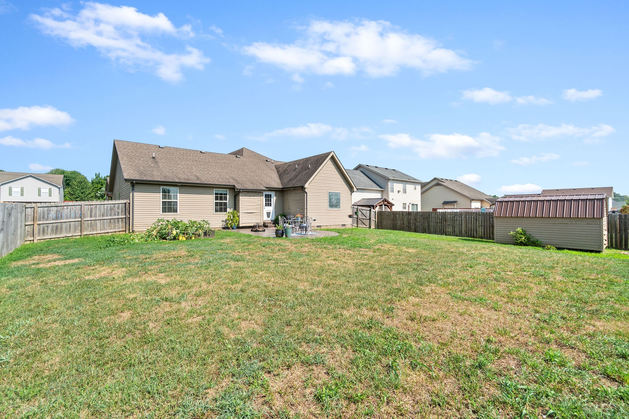3432 Queensbury Road Clarksville, TN 37042 - Photo 30 of 34 Gallery Image 30