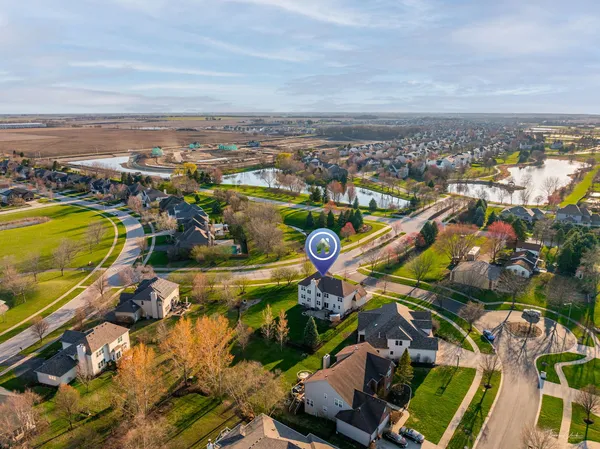 $900,000 | 25947 Campbell Lane, Plainfield, IL 60585