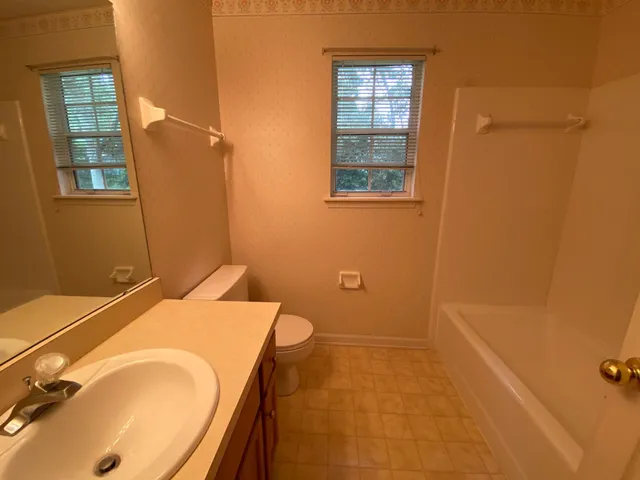 $2,850 | 3466 Hyde Park Way, Tallahassee, FL 32309