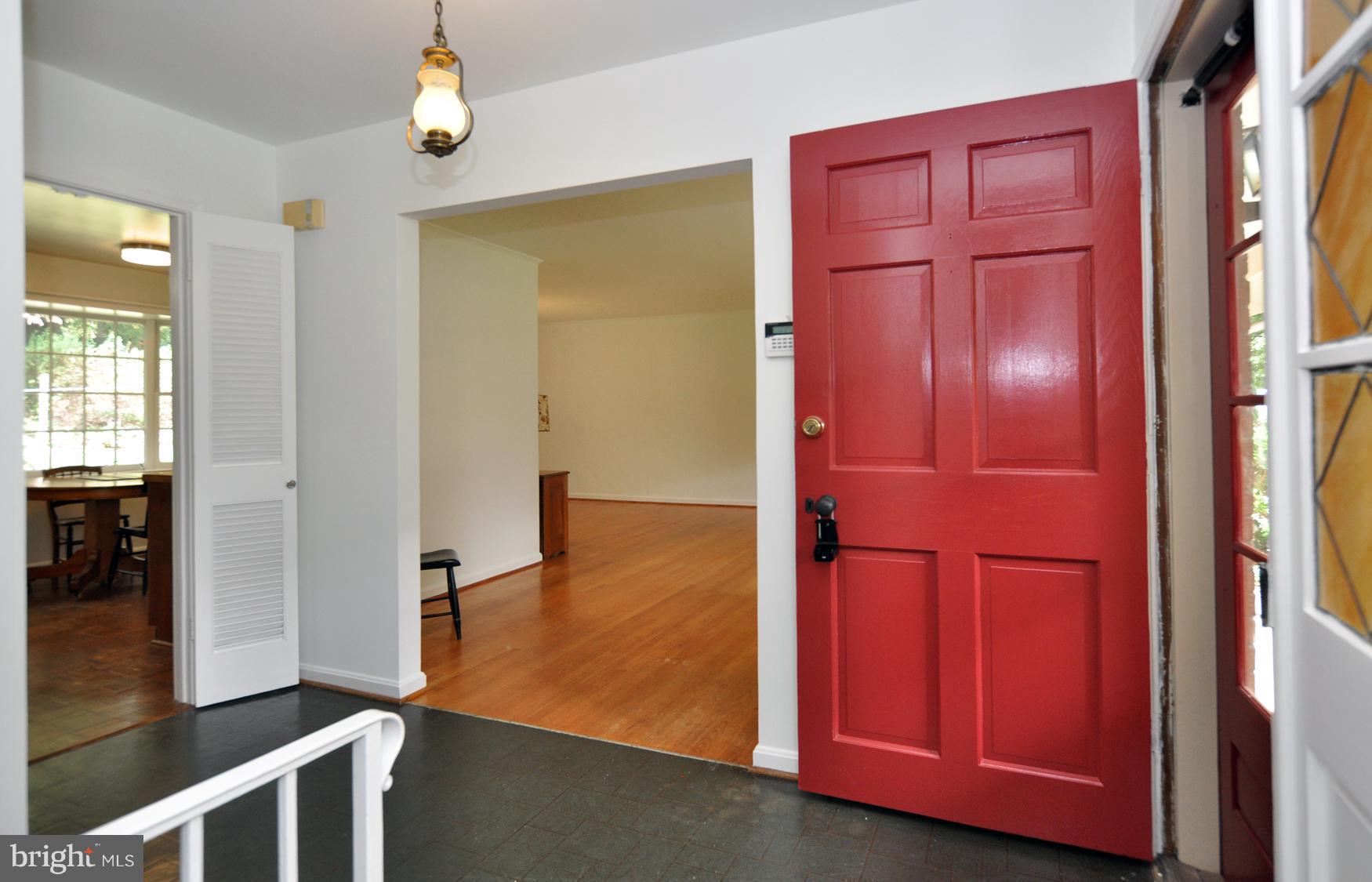 12906 Stonecrest Drive Silver Spring, MD 20904 - Photo 5 of 17