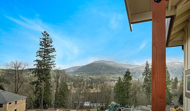 $999,990 | 1064 Collier Place Southwest, Issaquah, WA 98027