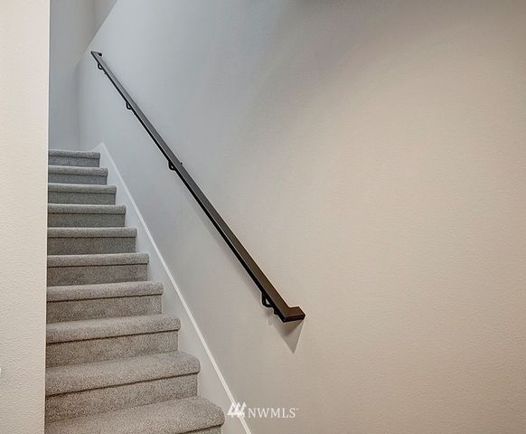 $999,990 | 1064 Collier Place Southwest, Issaquah, WA 98027