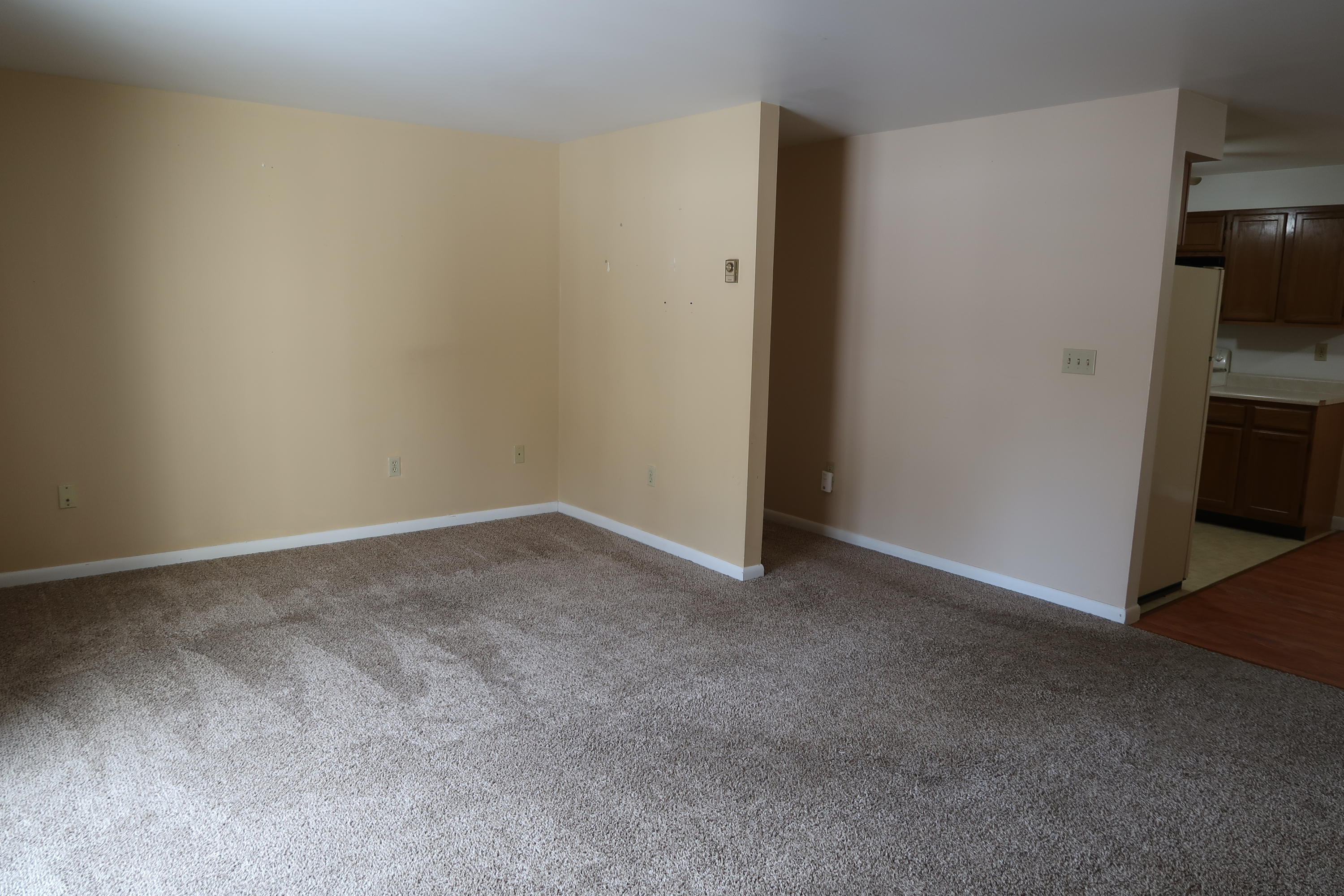 136 Old Winthrop Road, Unit 8 Augusta, ME 04330 - Photo 10 of 22 IMG_0293
