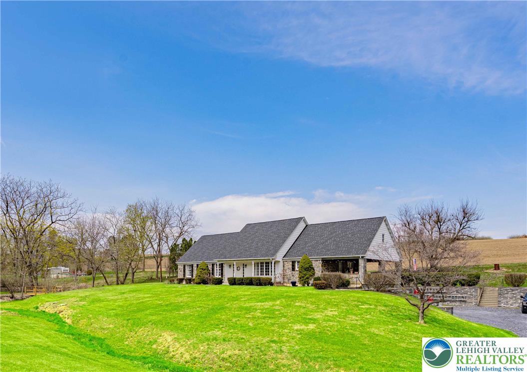 5433 Snowdrift Road Orefield, PA 18069 - Photo 2 of 50 Gallery Image 2