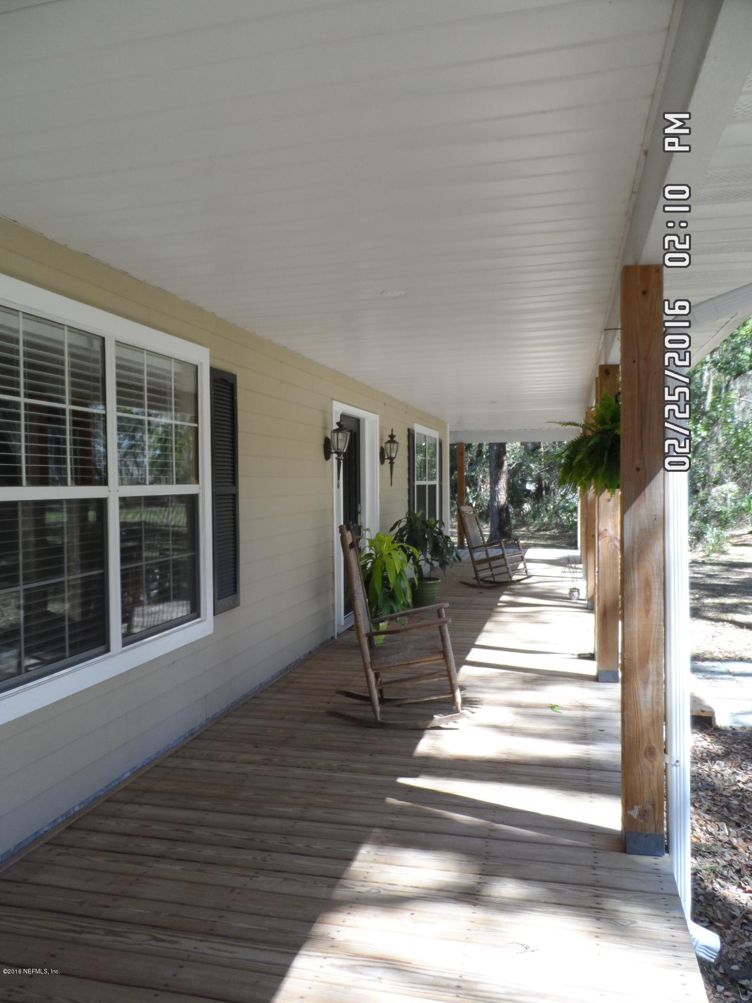 596 Stokes Landing Road Palatka, FL 32177 - Photo 6 of 67 VastFrontPorch2