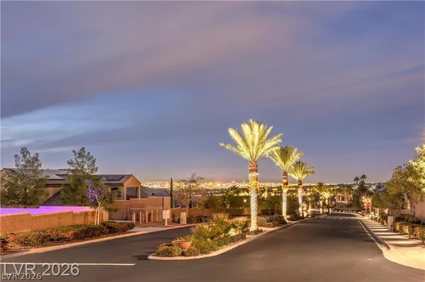 $815,000 | 2385 Luberon Drive, Henderson, NV 89044
