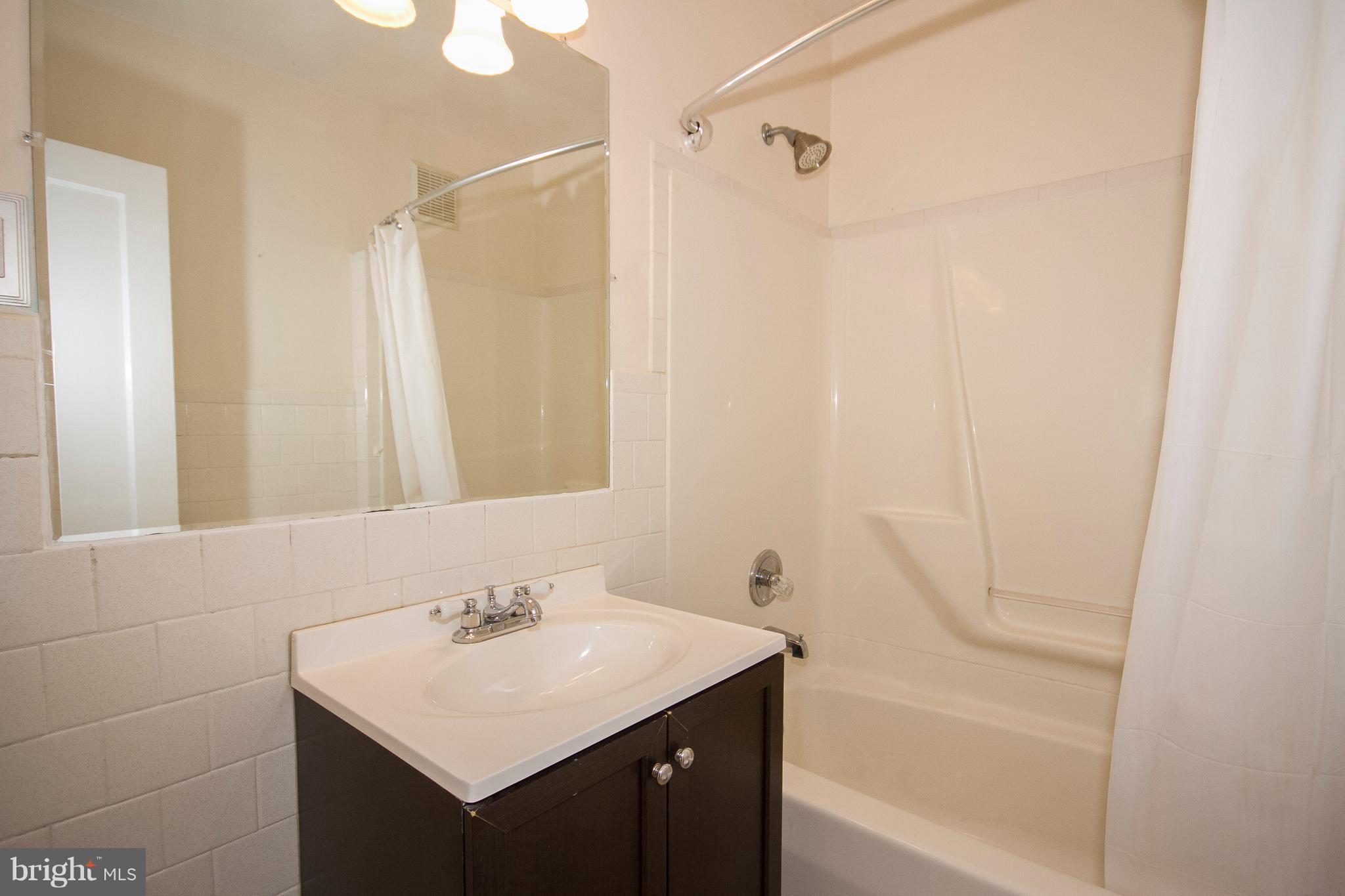 1407 Clearview Road Edgewood, MD 21040 - Photo 14 of 30 Bath