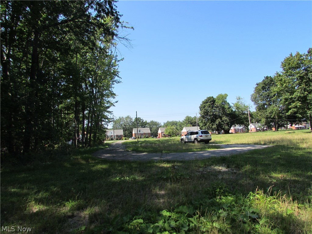 29500 Ridge Road Wickliffe, OH 44092 - Photo 2 of 6 Gallery Image 2