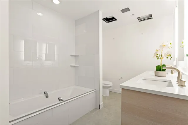 $6,500 | 1 West Exchange Street, Unit 2602, Providence, RI 02903