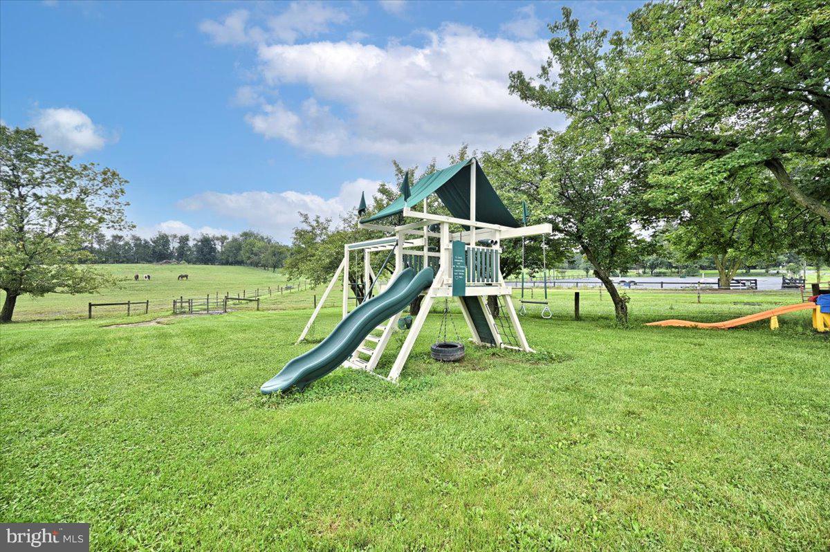 1299 Laudermilch Road Palmyra, PA 17078 - Photo 13 of 46 Gallery Image 13