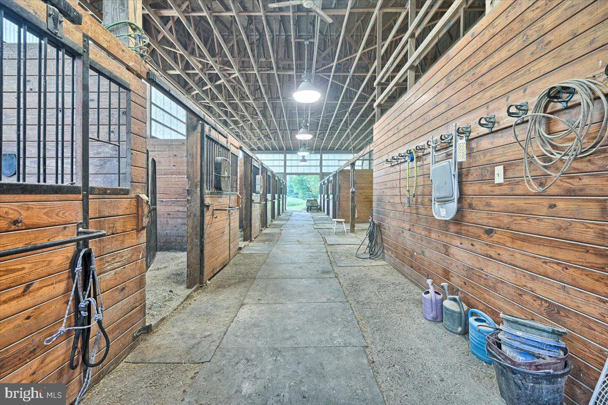 1299 Laudermilch Road Palmyra, PA 17078 - Photo 17 of 46 Gallery Image 17