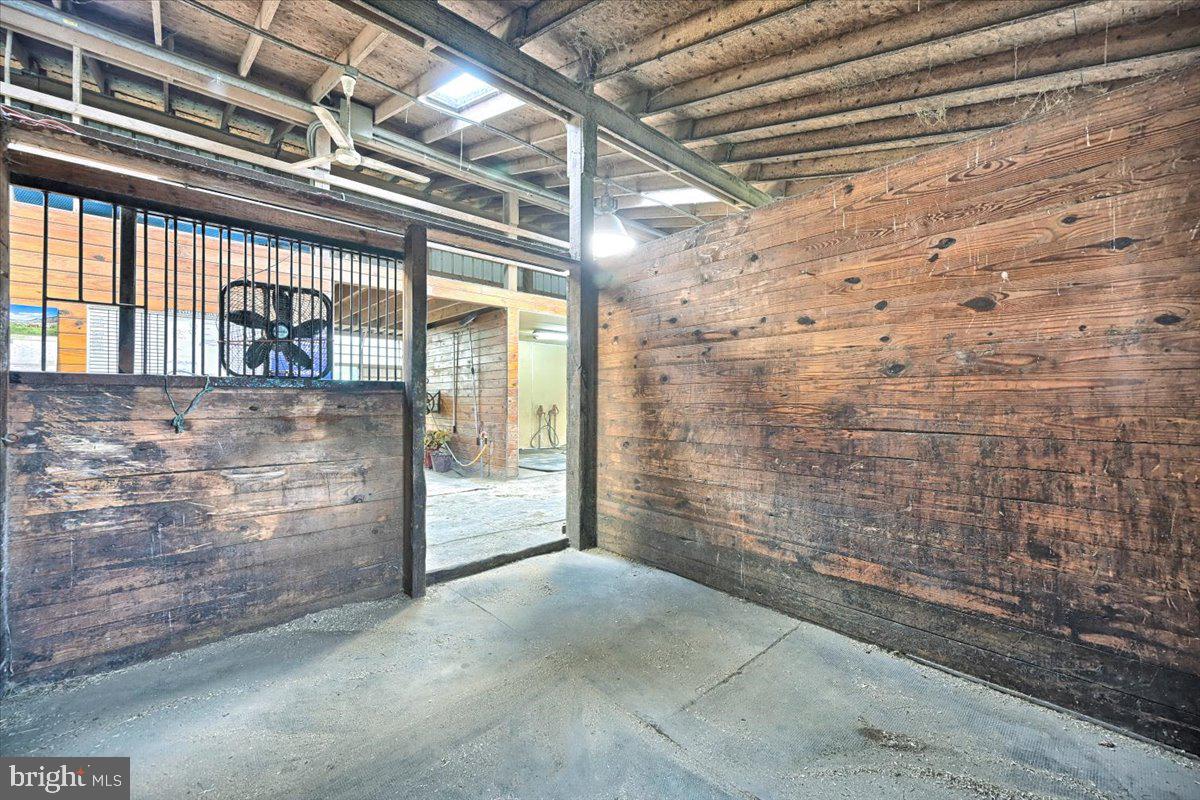 1299 Laudermilch Road Palmyra, PA 17078 - Photo 20 of 46 Gallery Image 20