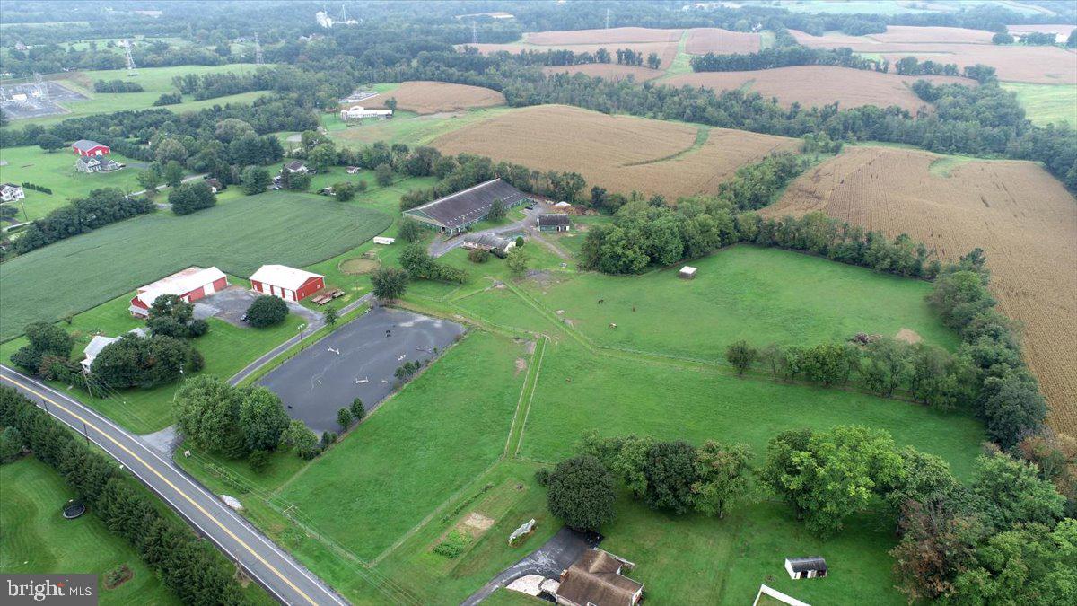 1299 Laudermilch Road Palmyra, PA 17078 - Photo 3 of 46 Gallery Image 3