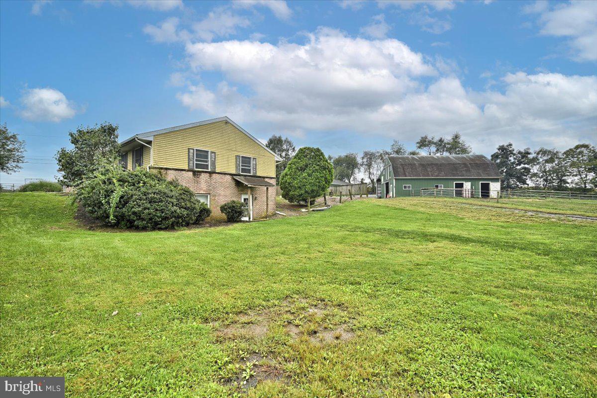1299 Laudermilch Road Palmyra, PA 17078 - Photo 10 of 46 Gallery Image 10