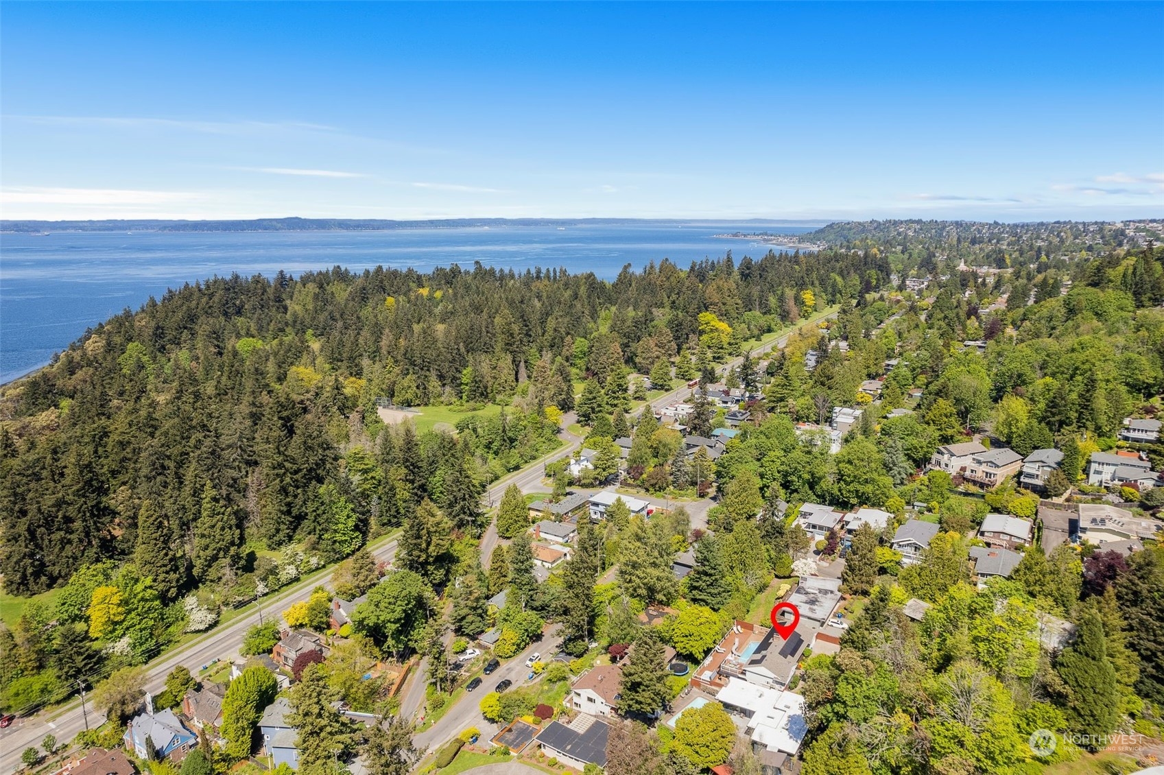 8423 Tillicum Road Southwest Seattle, WA 98136 - Photo 35 of 35 view of city and green space