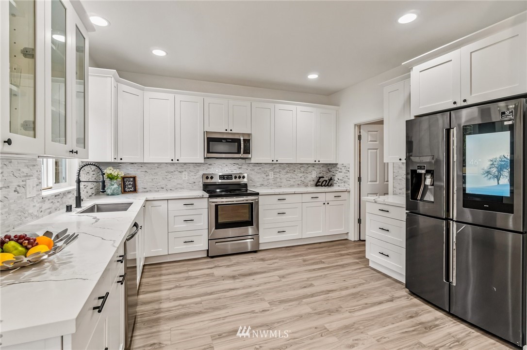 18727 10th Avenue Southeast Bothell, WA 98012 - Photo 15 of 39 Gallery Image 15