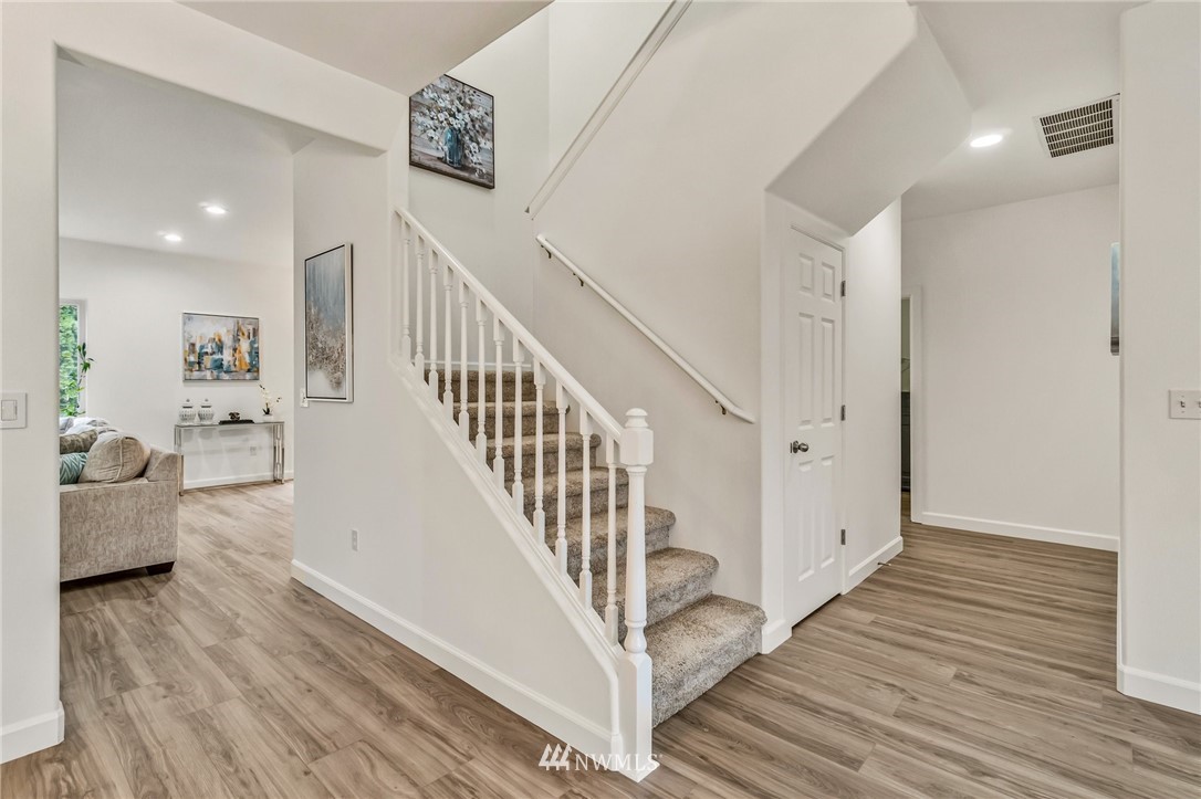 18727 10th Avenue Southeast Bothell, WA 98012 - Photo 22 of 39 Gallery Image 22