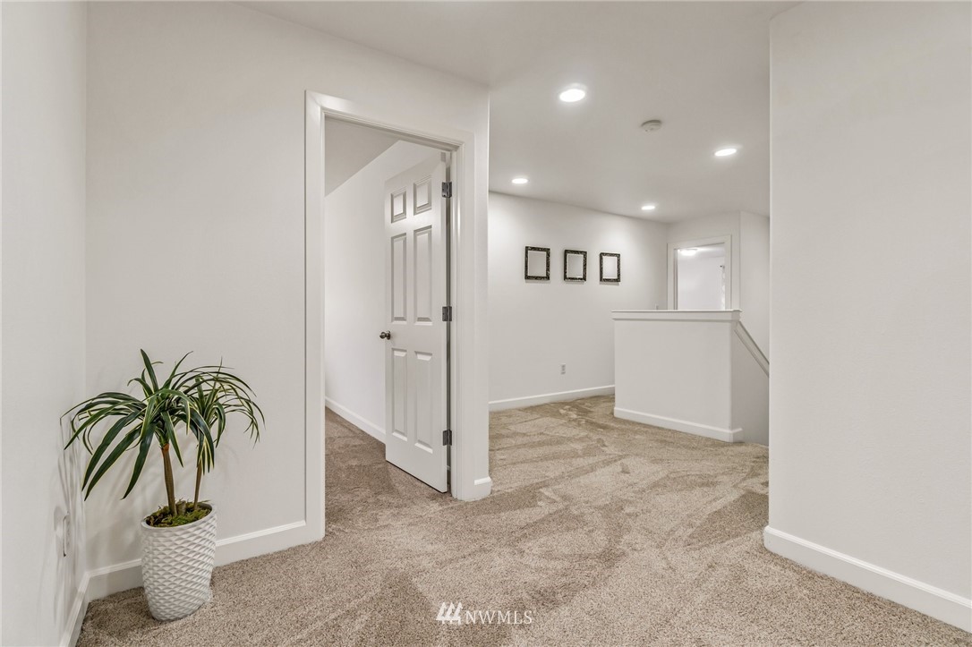 18727 10th Avenue Southeast Bothell, WA 98012 - Photo 23 of 39 Gallery Image 23