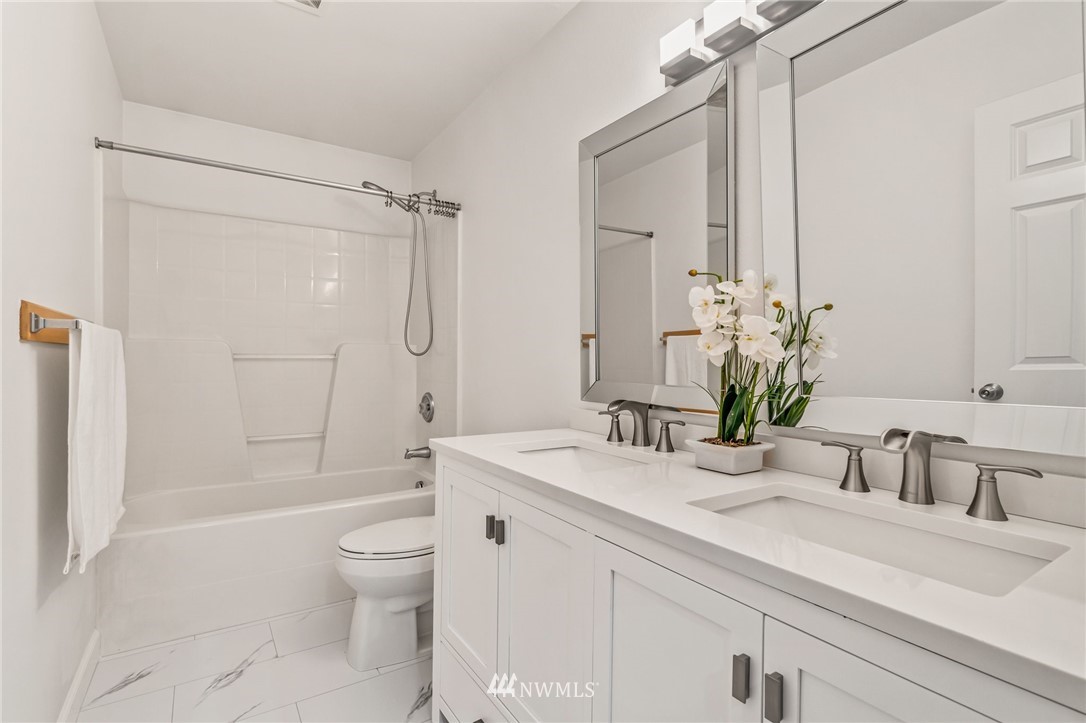 18727 10th Avenue Southeast Bothell, WA 98012 - Photo 35 of 39 Gallery Image 35