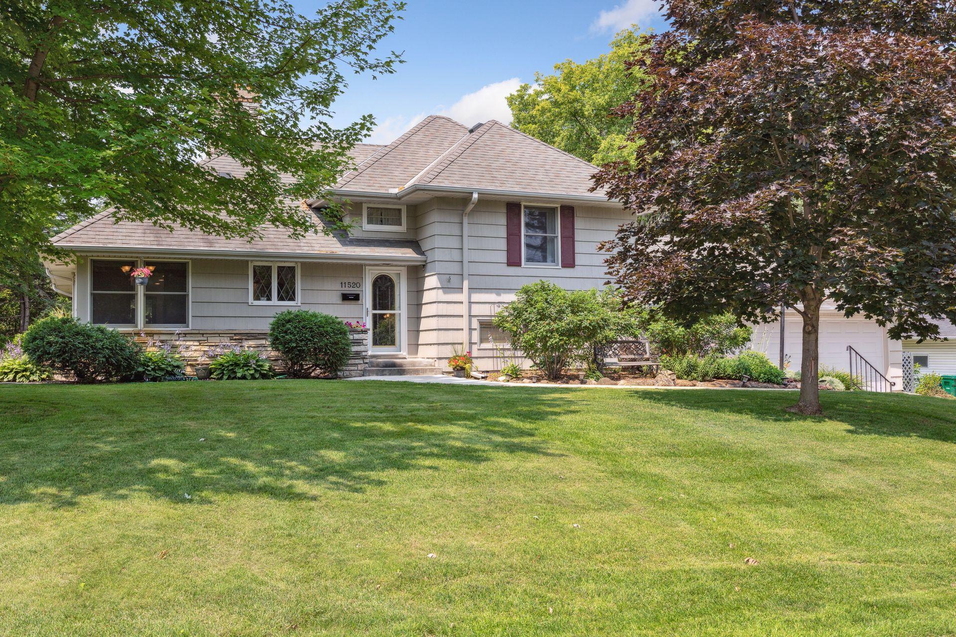 11520 Oakvale Road North Minnetonka, MN 55305 - Photo 1 of 1