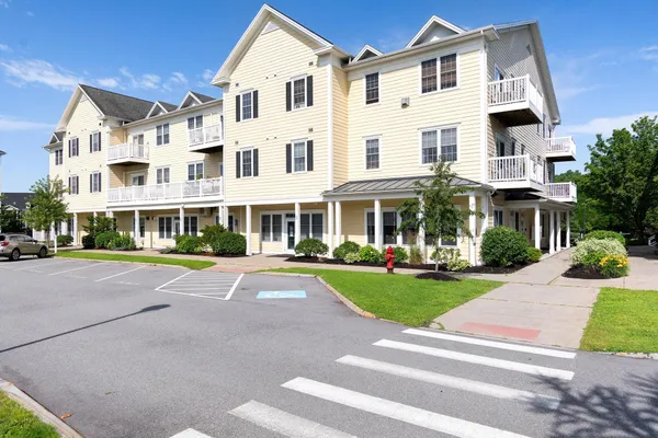 $345,000 | 42 Severance Green, Unit 207, Colchester, VT 05446