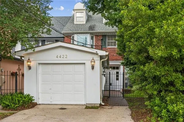 $2,900 | 4422 Lake Vista Drive, Metairie, LA 70006