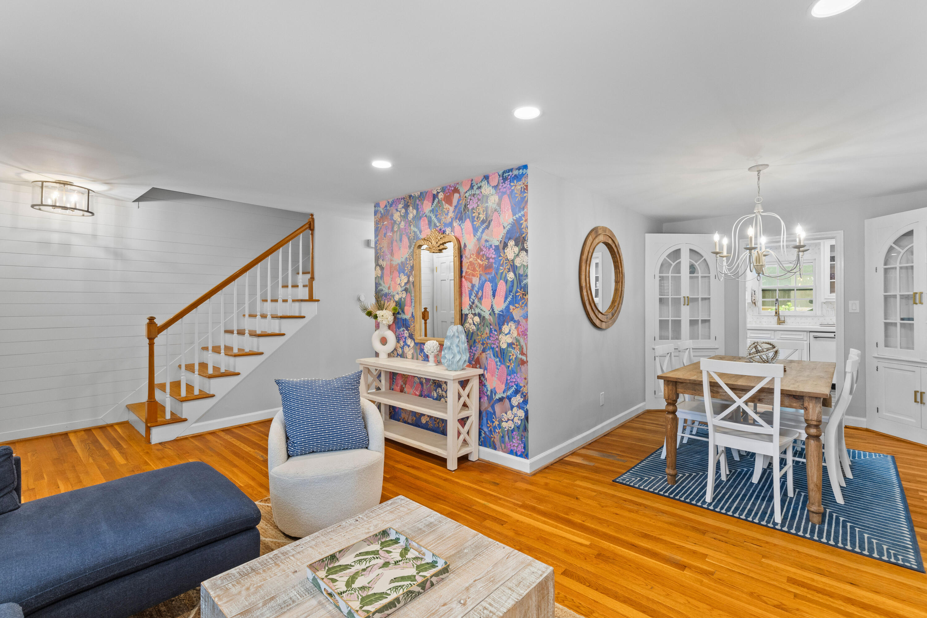 146 Broad Street, Unit B Charleston, SC 29401 - Photo 11 of 40 1G1A3295