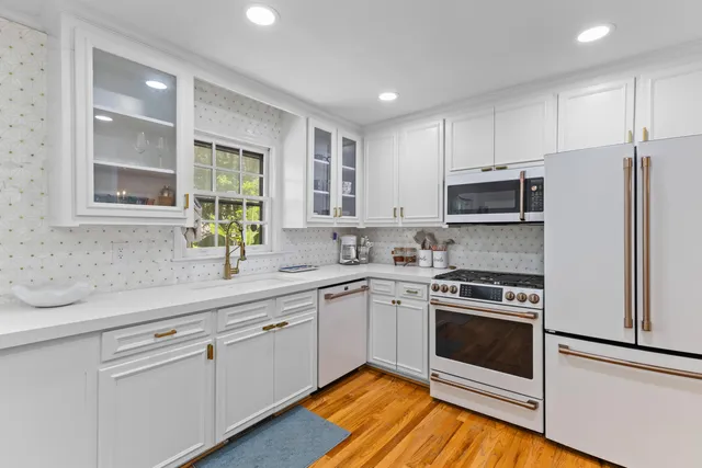 $8,000 | 146 Broad Street, Unit B, Charleston, SC 29401