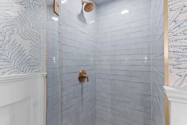 $8,000 | 146 Broad Street, Unit B, Charleston, SC 29401