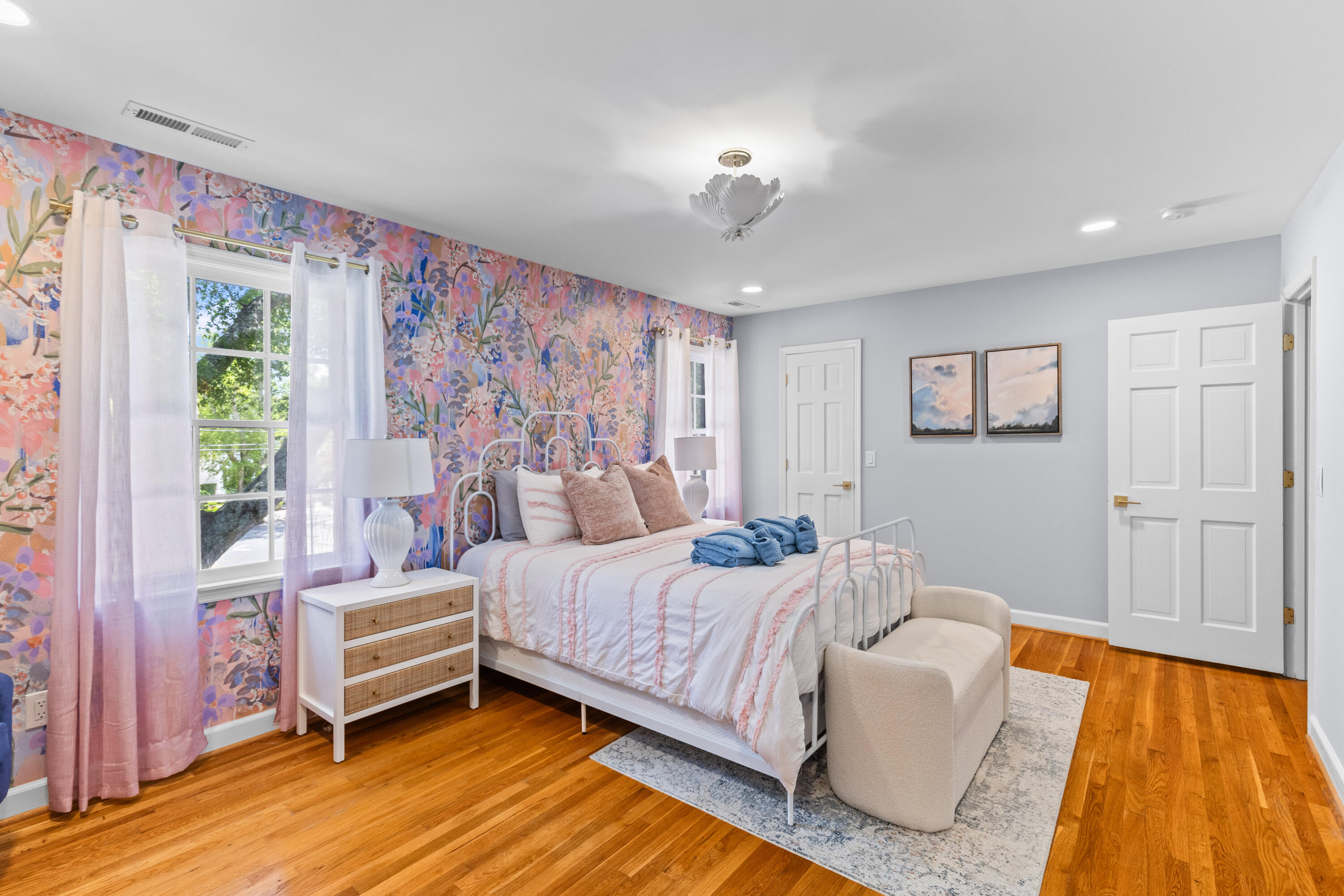 146 Broad Street, Unit B Charleston, SC 29401 - Photo 25 of 40 1G1A3375