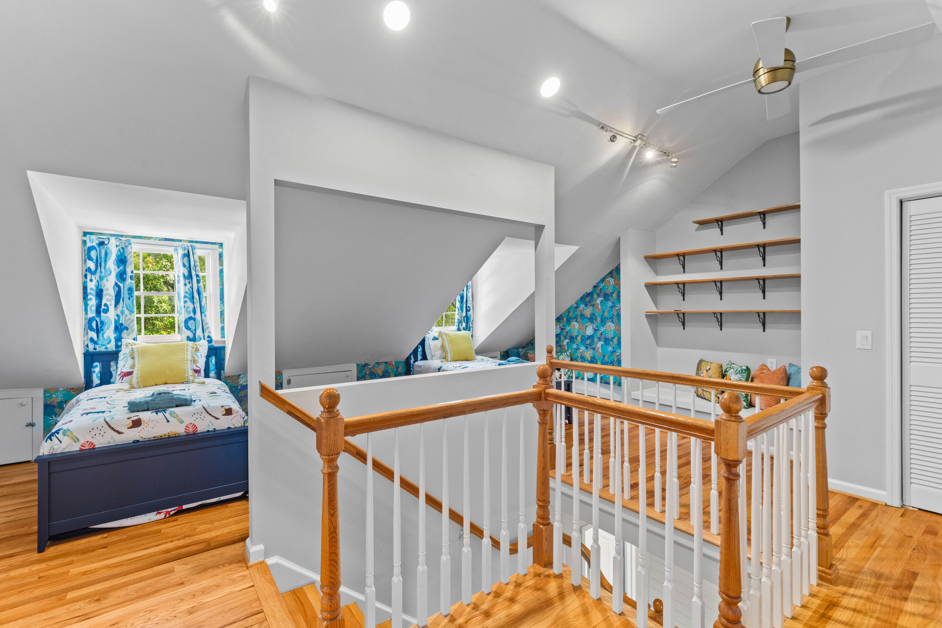 146 Broad Street, Unit B Charleston, SC 29401 - Photo 34 of 40 1G1A3420